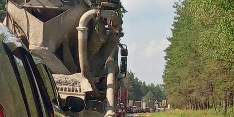 На трассе близ Солотчи возникла серьезная пробка