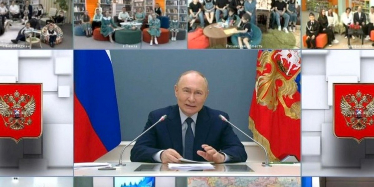 Рязанская семья пообщалась в президентом Владимиром Путиным по видеосвязи