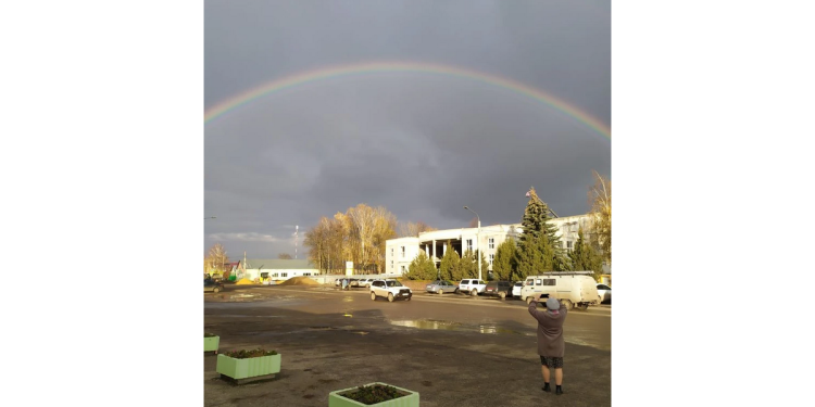 В рязанских Сараях в небе засняли радугу