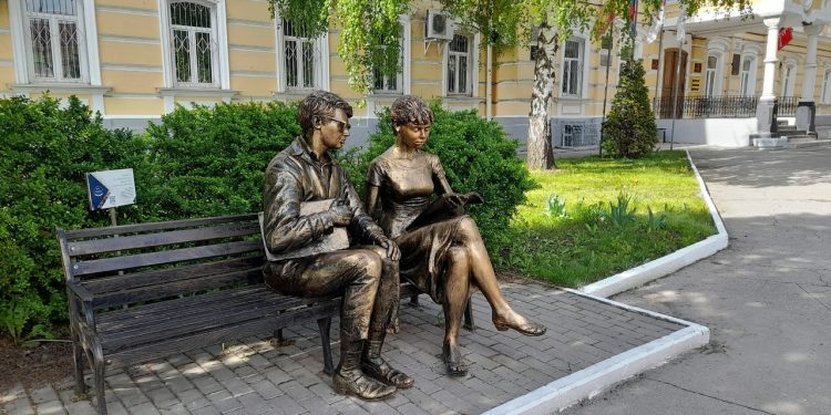 В РГУ ищут студентов, которые могли заразиться менингитом на складе Wildberries под Рязанью В РГУ ищут студентов, которые могли заразиться менингитом на складе Wildberries под Рязанью