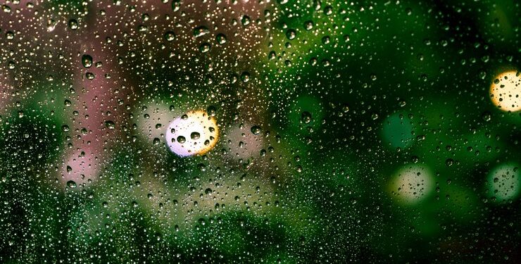 Тишковец: на Пасху в Центральной России ожидается штормовой ветер и сильный дождь