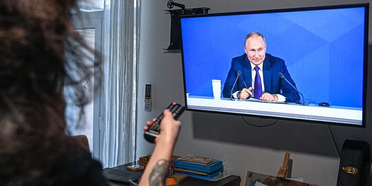 Обнародованы результаты опроса россиян о степени доверия власти Обнародованы результаты опроса россиян о степени доверия власти