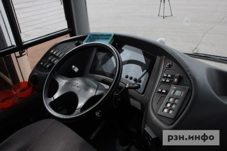 Рязанцы обсудили с Малковым ремонт кондиционеров в автобусах