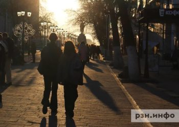 Жара переносится легче с помощью воды и кондиционера