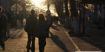 Жара переносится легче с помощью воды и кондиционера