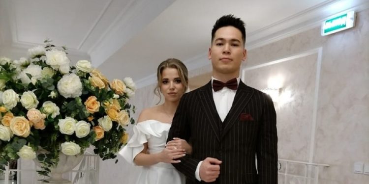 Рязанский ЗАГС опубликовал снимки молодоженов, заключивших союз 24 и 25 ноября