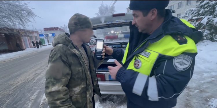 В рязанском Ряжске полицейские задержали 35-летнего нетрезвого водителя