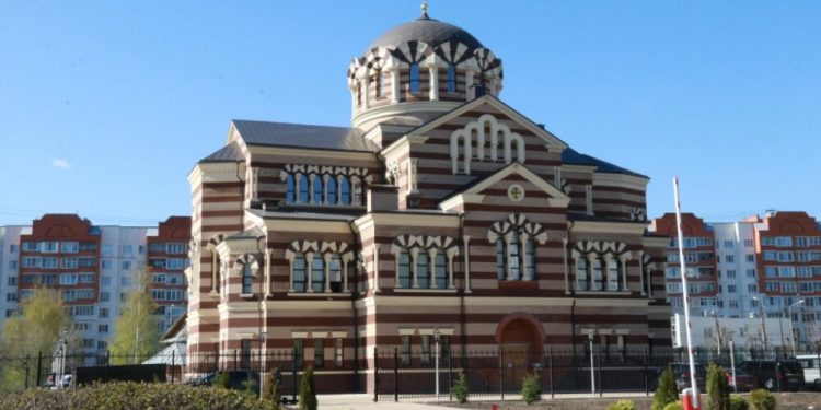 В Рязань доставили ковчег с главой святителя Иоанна Златоуста В Рязань доставили ковчег с главой святителя Иоанна Златоуста