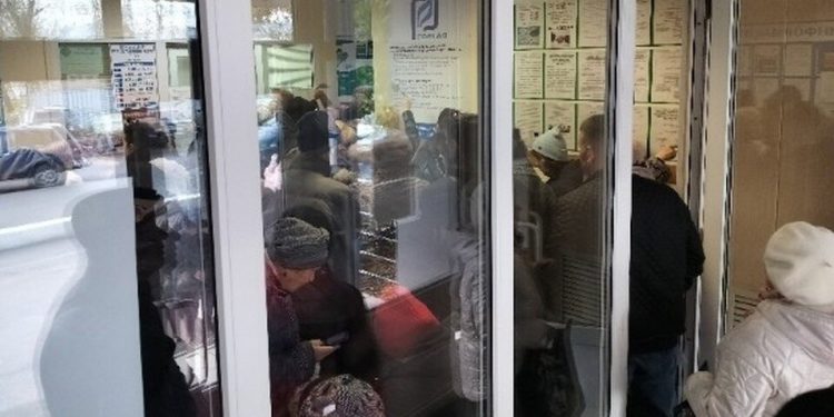 Гендиректор АО «Рязаньгоргаз» Иванов назвал причину огромных очередей в отделениях