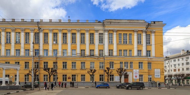 В Рязани филиал МГИК снова переедет в здание на площади Театральной