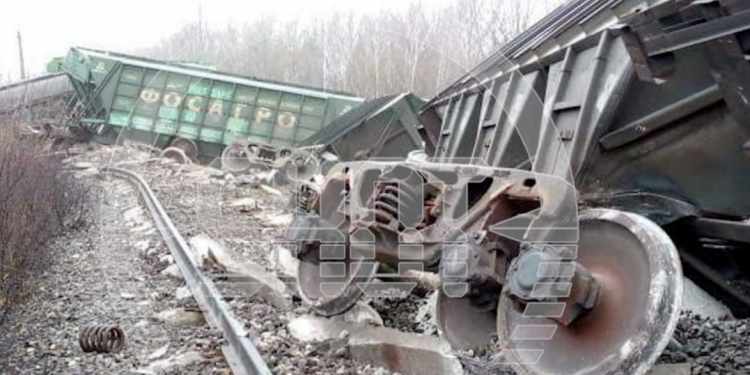 Shot: взрыв на железной дороге в рязанском Дягилеве устроили с помощью двух СВУ Shot: взрыв на железной дороге в рязанском Дягилеве устроили с помощью двух СВУ