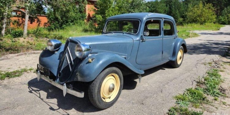 На продажу в Рязани выставили раритетный Citroen за 2,5 миллиона рублей