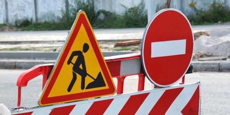 Движение транспорта закрыли на рязанской площади Попова до 29 апреля