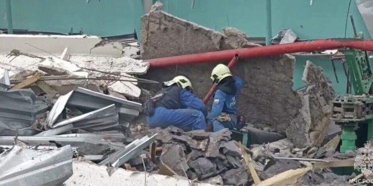 Малков: число жертв при взрыве на заводе в поселке Лесной Шиловского района достигло 28 Малков: число жертв при взрыве на заводе в поселке Лесной Шиловского района достигло 28