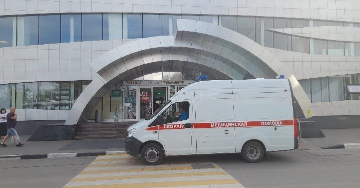 Около рязанского автовокзала «Центральный» заметили машину скорой помощи