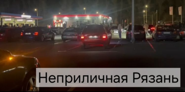 Рязанцы вызвали полицию к ТРЦ «Премьер» из-за «адового звука»