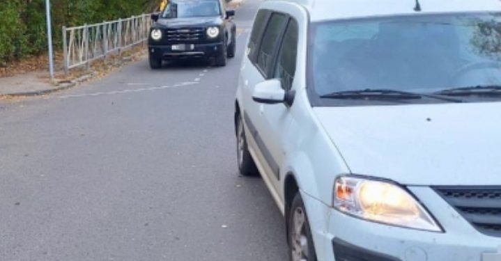 На улице Яхонтова 8-летний ребёнок попал под колеса Lada Largus