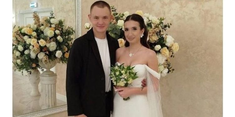 В Рязани вдова погибшего на СВО мужчины заключила брак с его сослуживцем