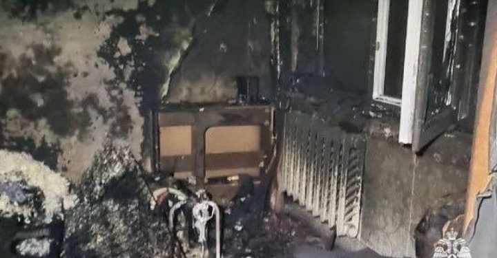 При пожаре на улице Интернациональной погибли две женщины