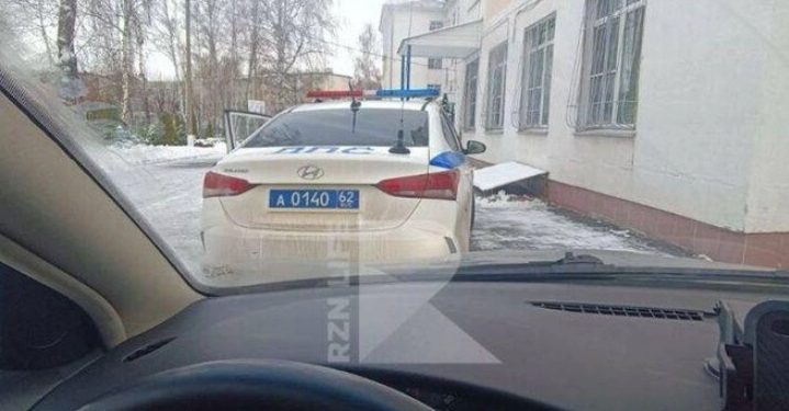 Рязанские полицейские доставили в роддом беременную женщину