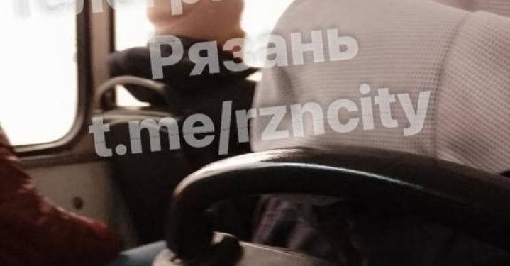 Рязанцы остались недовольны плачевным состоянием троллейбуса №10