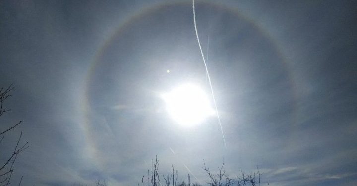 В небе над Рязанской областью запечатлели солнечное гало