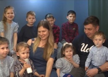 Путин наградил орденом «Родительская слава» семью Кураевых из Рязани