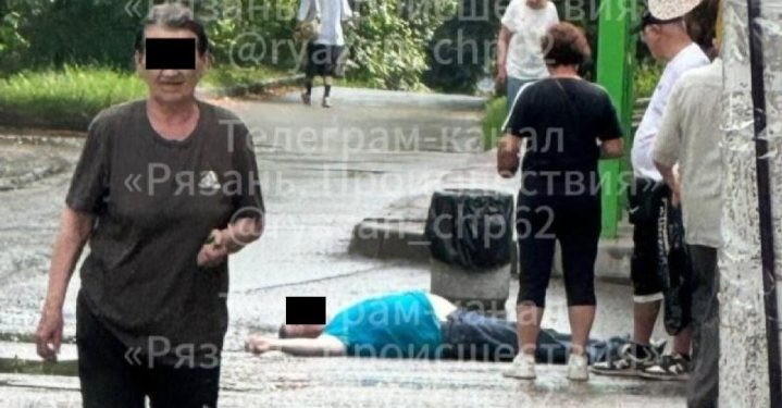 На улице Черновицкой обратили внимание на лежащего без сознания мужчину