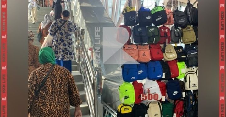 Рязанцы пожаловались на неработающий эскалатор, ведущий к ТРЦ «Премьер»