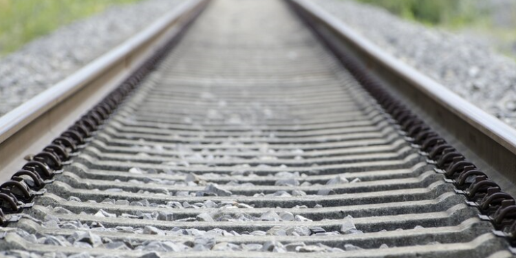 В Рязани поезд насмерть сбил 54-летнего мужчину В Рязани поезд насмерть сбил 54-летнего мужчину