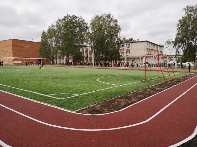 87 школьных стадионов откроются в Рязанской области в этом году