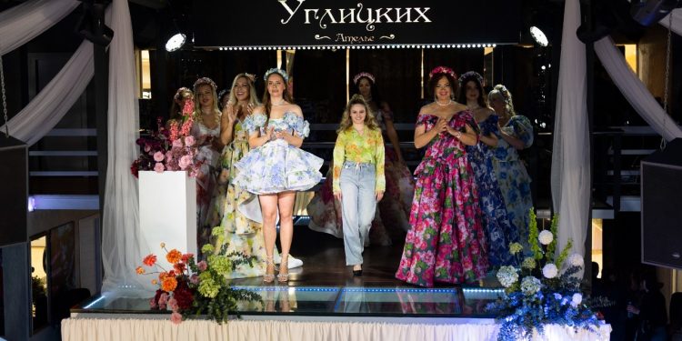 В Рязани состоялся модный показ «Рязань – Беларусь» В Рязани состоялся модный показ «Рязань – Беларусь»