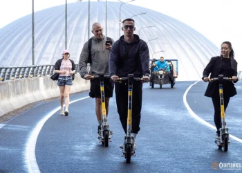 Власти планируют резко увеличить штрафы за езду на электросамокате