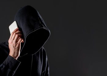 Рязанец отправил мошенникам 1,2 миллиона рублей Рязанец отправил мошенникам 1,2 миллиона рублей