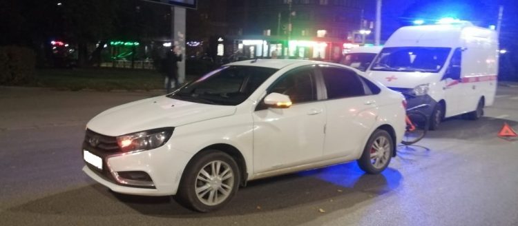 Рязанские полицейские раскрыли подробности столкновения 16-летнего велосипедиста с автомобилем