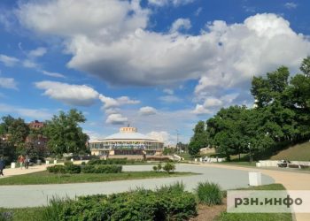 Лыбедский бульвар лишился части лавочек
