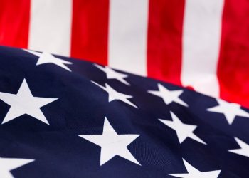 Политолог Марков: Сообщения о спасшей Трампа уроженке Рязани являются фейком