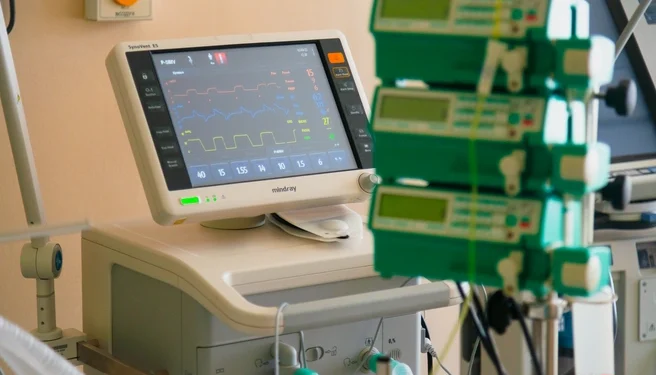 Пять человек в критическом состоянии после столкновения поездов в Дании