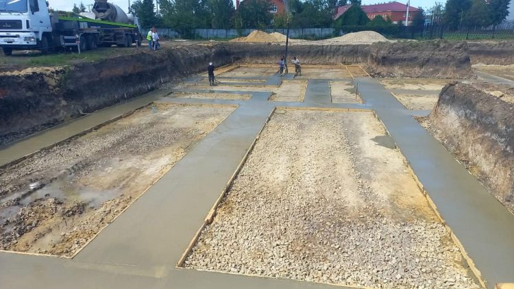 В рязанском поселке Александро-Невский начали строить детсад, рассчитанный на 100 мест