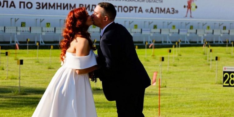Рязанцы поженились на биатлонном комплексе «Алмаз»