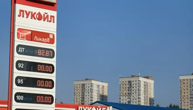 Бензиновый дефицит настиг нефтяную Тюмень