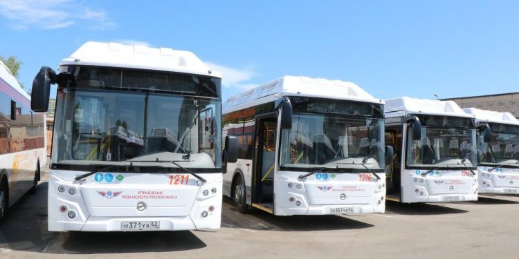 В Рязань доставят 25 новых автобусов в 2024 году