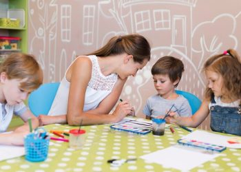 Детский сад №106 в Рязани ищет воспитателя на зарплату 25 тысяч рублей