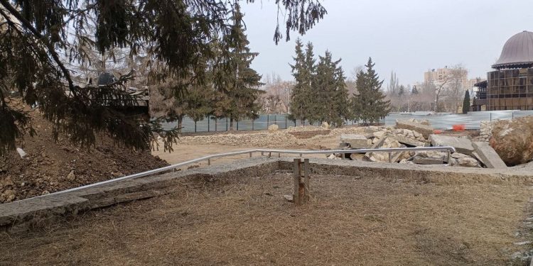 Возле Рязанского театра кукол стартовали работы по благоустройству Возле Рязанского театра кукол стартовали работы по благоустройству