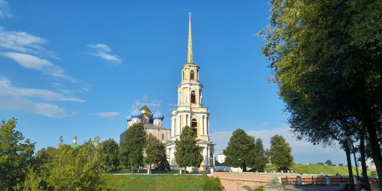 Власти Рязани не собираются отменять празднование Дня города Власти Рязани не собираются отменять празднование Дня города