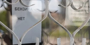 Топливный кризис — 2. В России началась новая волна дефицита бензина или опять водители виноваты?