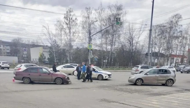 Три девочки пострадали в аварии под Рязанью Три девочки пострадали в аварии под Рязанью