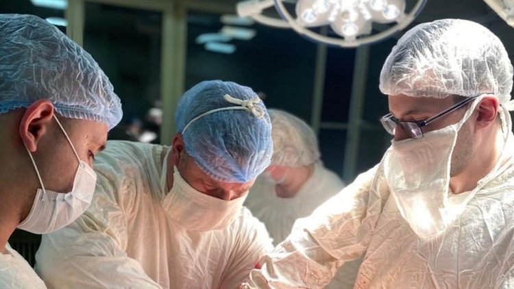 Врачи рязанской ОКБ спасли пациента с ущемленной гигантской послеоперационной грыжей