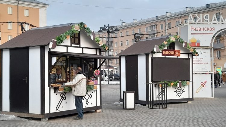 На ярмарках выходного дня в Рязани горожане купили 5,5 тонны мяса и 4 тонны молока