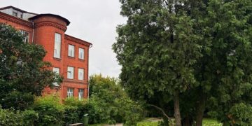 Ученики рязанской школы №1 переходят на обучение в две смены